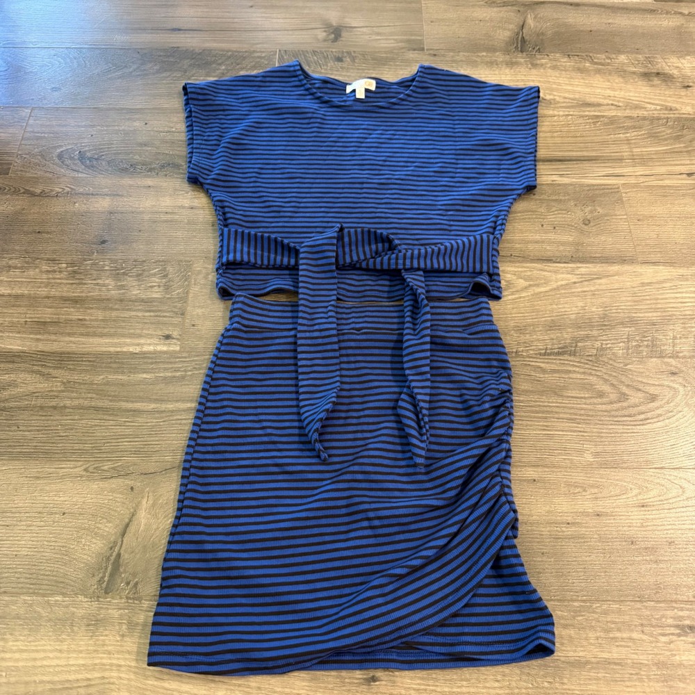 GB Gianni Bini Striped 2 Piece Set Ribbed Tie Front Crop Top Ruched Mini Skirt S